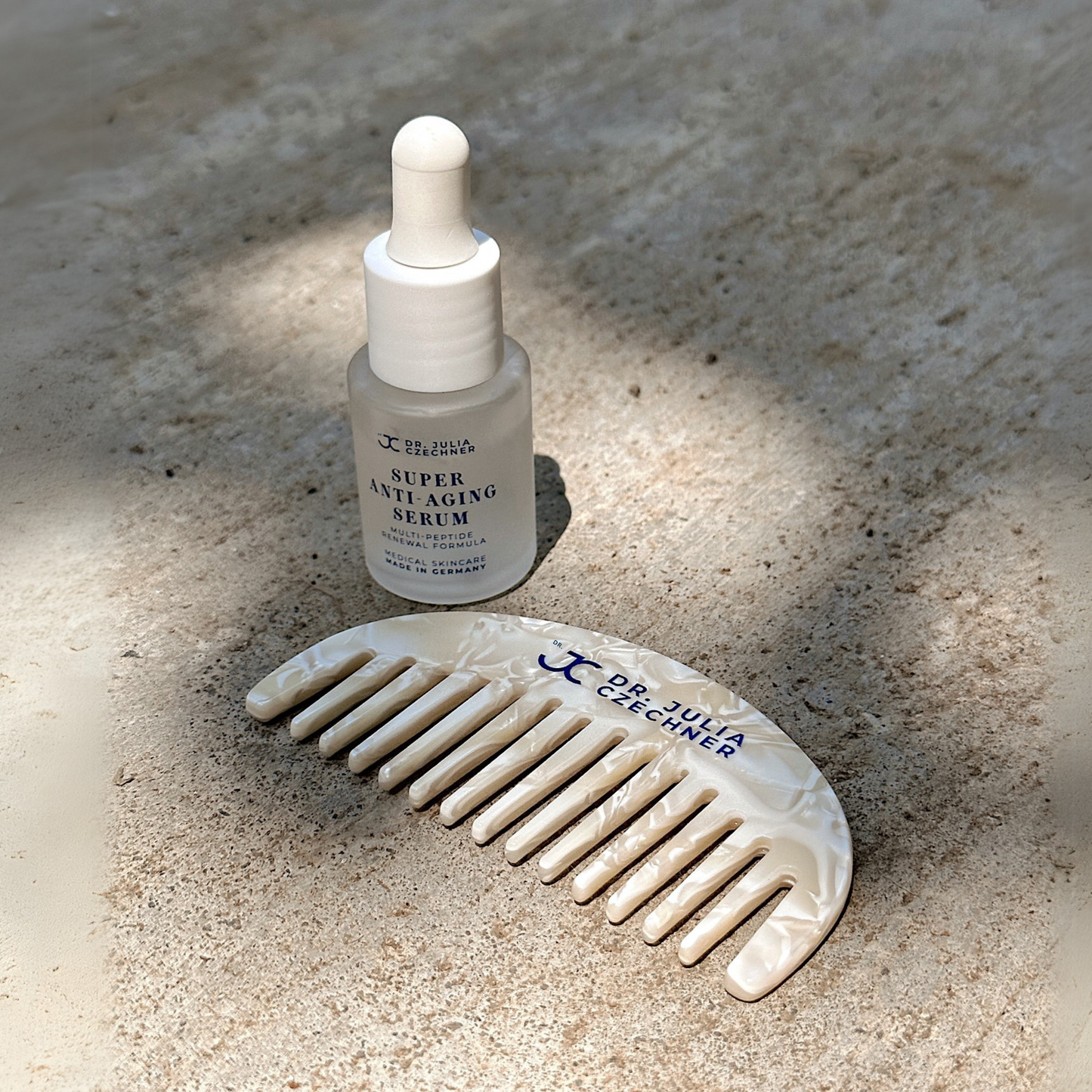 Dr. Julia Hair and Scalp Comb