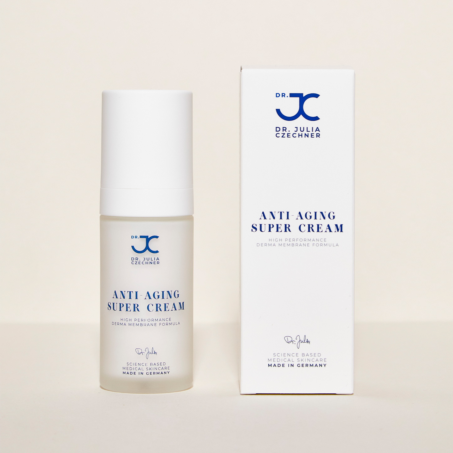 Anti-Aging Super Cream neben ihrer Umverpackung